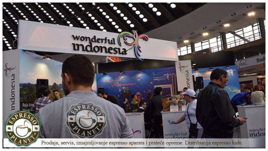 Espresso Planet na sajmu turizma sa kolegama iz Indonezije.